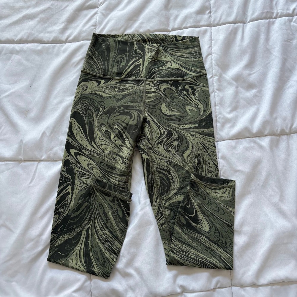 Athleta Transcend 7/8 Tight Leggings Green Marble Swirl Small High Rise Preppy